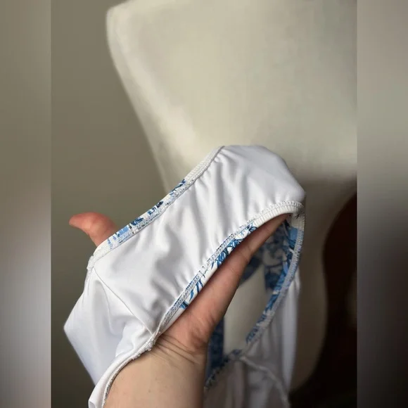 Lands’ End Blue White Toile Cutout One Piece Swimsuit Tie Front XS 2-4 - Picture 10 of 10